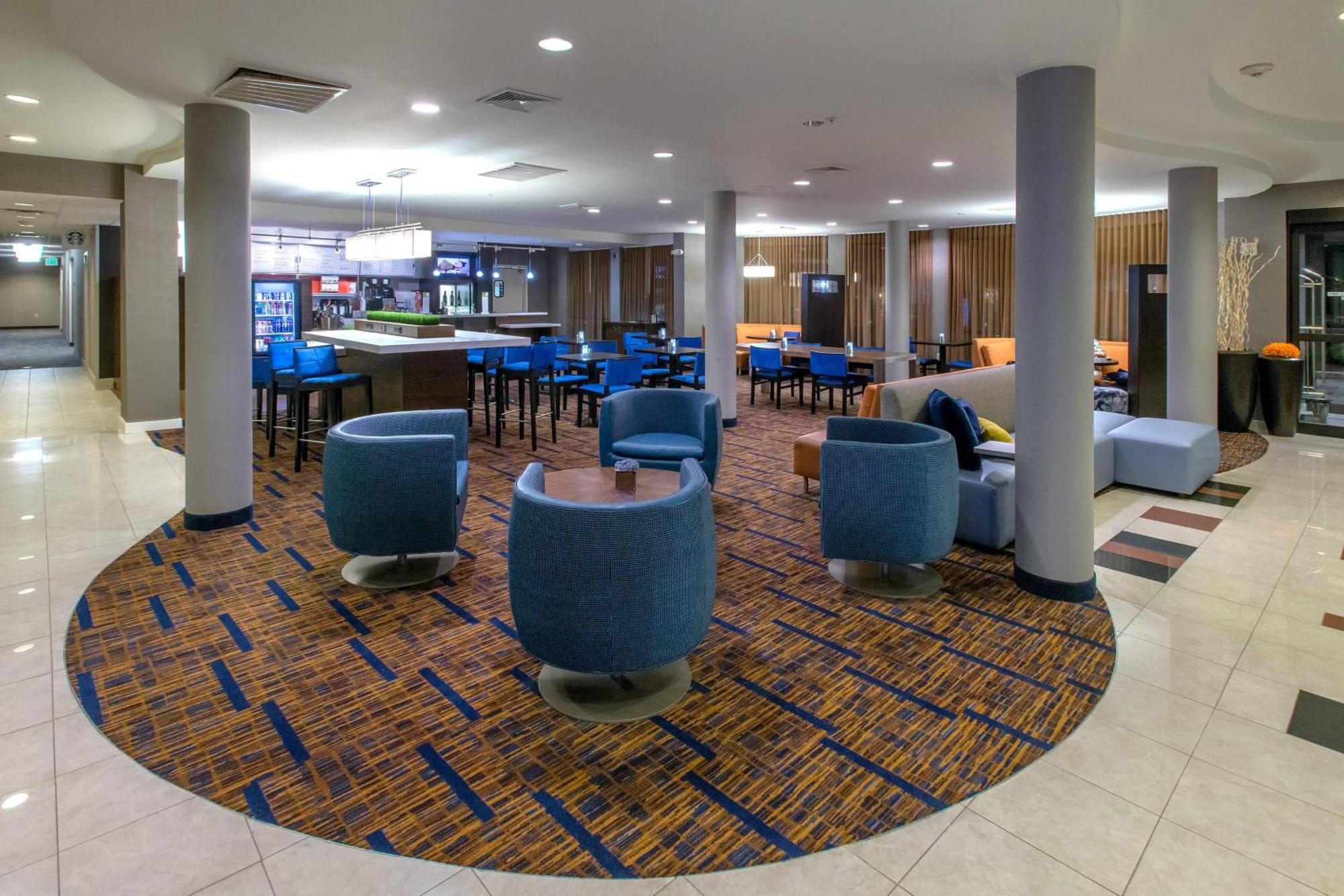 Courtyard By Marriott Albany Hotel Exterior photo